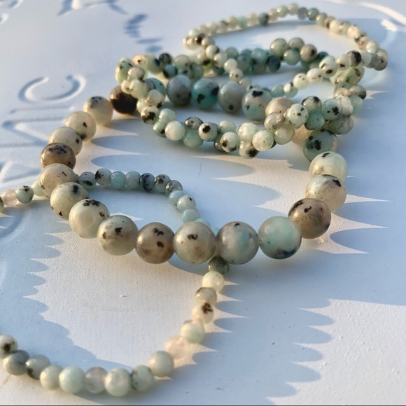 Natural Pale Green Kiwi Jasper Smooth Round Gemstone Bead Bracelet Stack - Picture 2 of 11